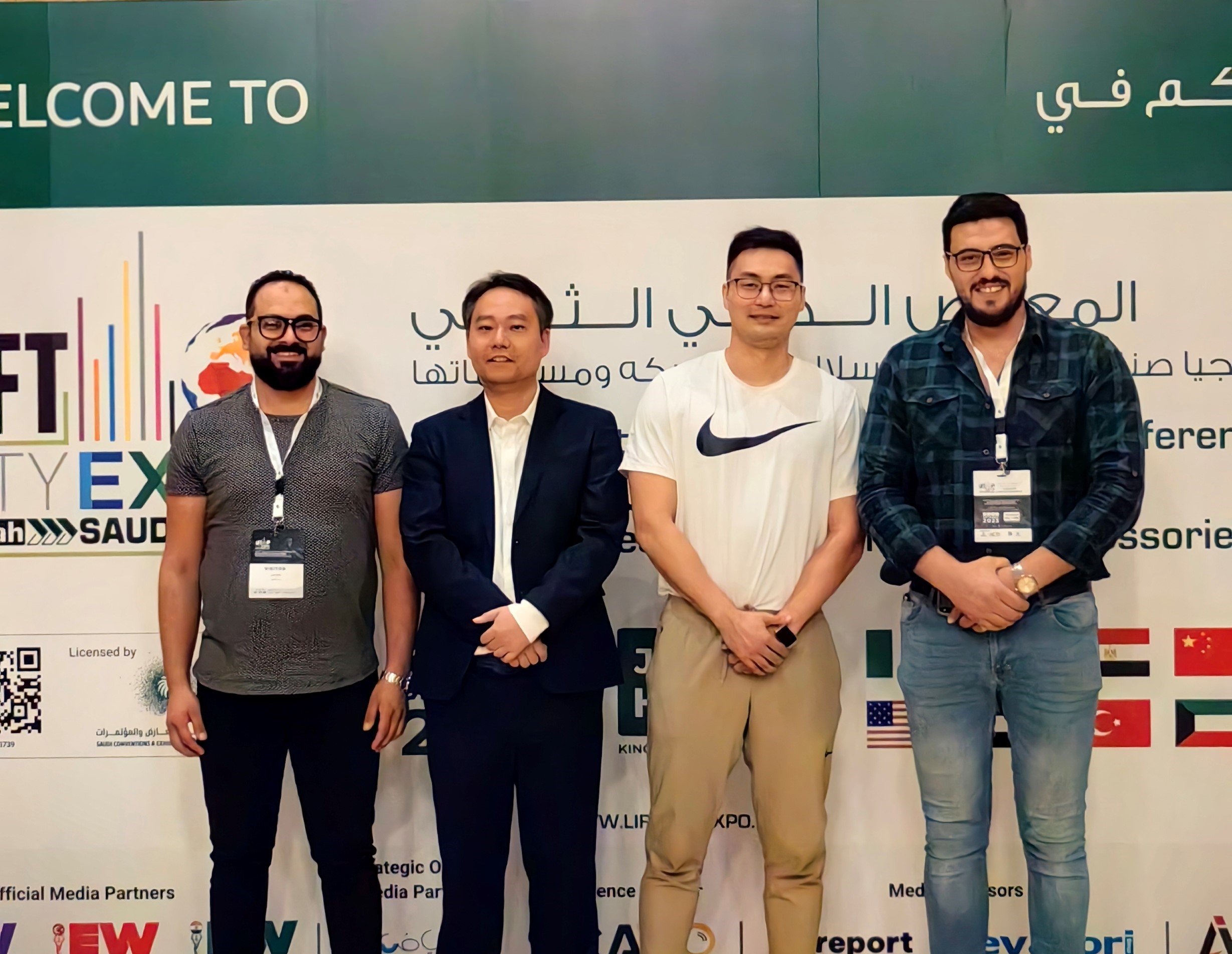 XSL блистает на выставке Saudi Elevator Expo: ведущие инновации будущего в интеллектуальных лифтах